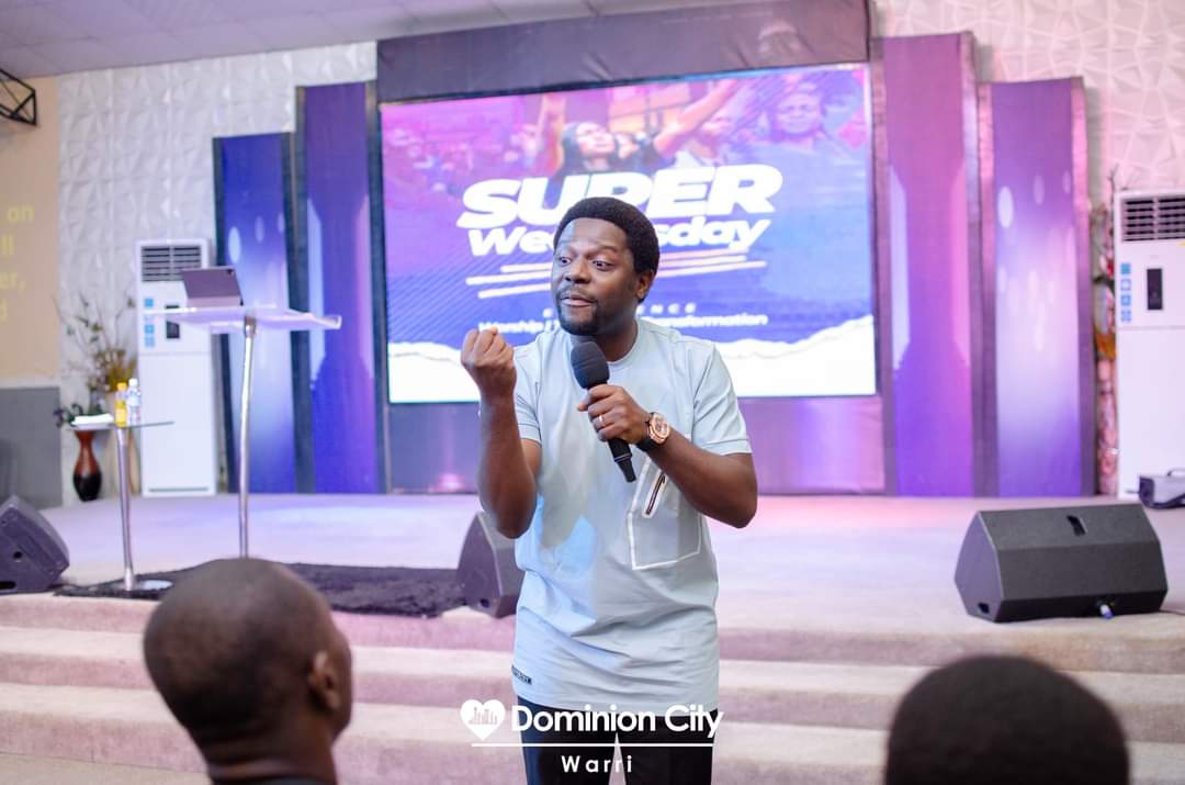 Read more about the article Setting up Altar Screens For Churches in Nigeria – Complete Guide